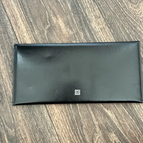 Givenchy Black Flap Clutch - Picture 3 of 8